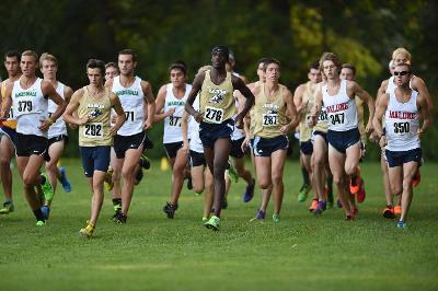 The University of Akron’s Cross Country team during the MAC championships. 
