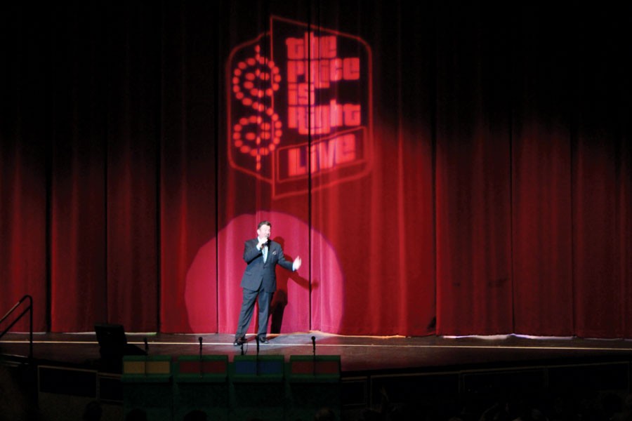 Rich Fields, the shows announcer, welcomes the audience on Wednesday, Jan. 25. 