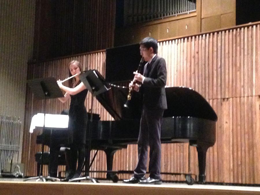 Ayea Cetin (left) and  Katsuya Yuasa perform at Guzzetta Tuesday, Nov. 24.