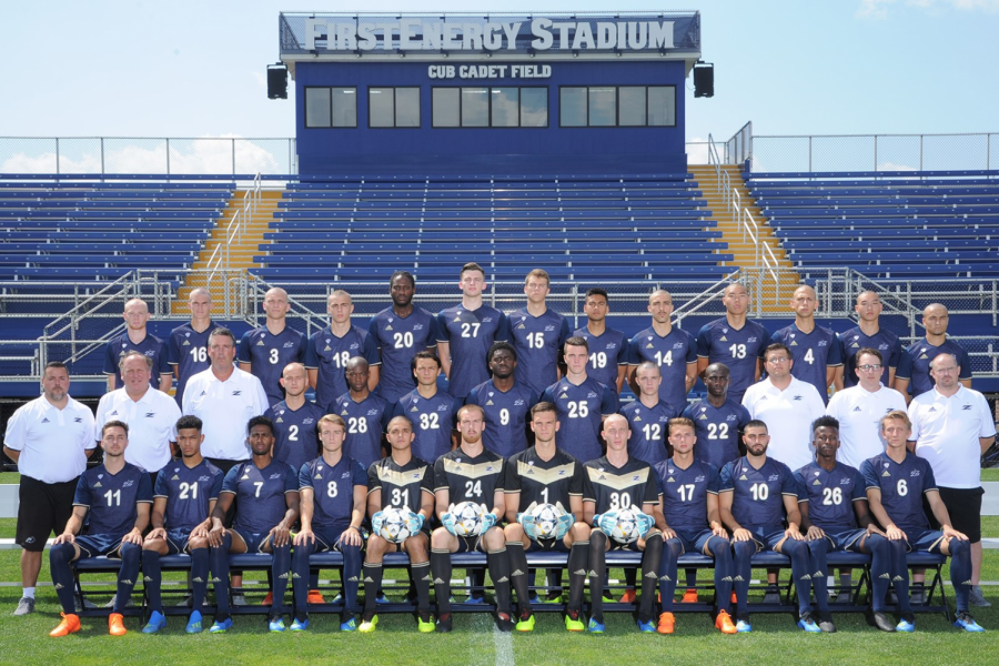 The 2018 Mens Soccer team. (Photo courtesy of the Akron Zips)