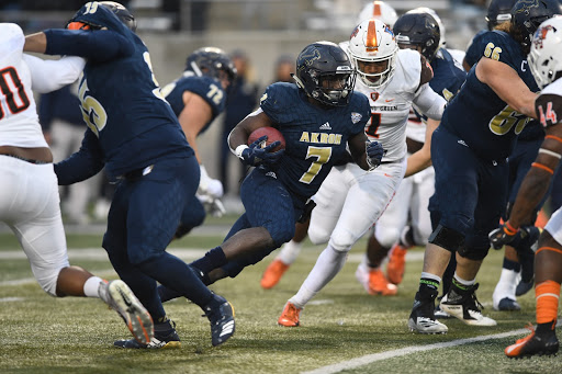 Van Edwards, Jr., (Cape Coral, Fla.) UA senior and RB for the Zips team. (Image via Jeff Harwell)