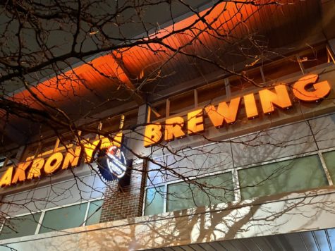 Photo of the outside of the Akronym Brewing restaurant.