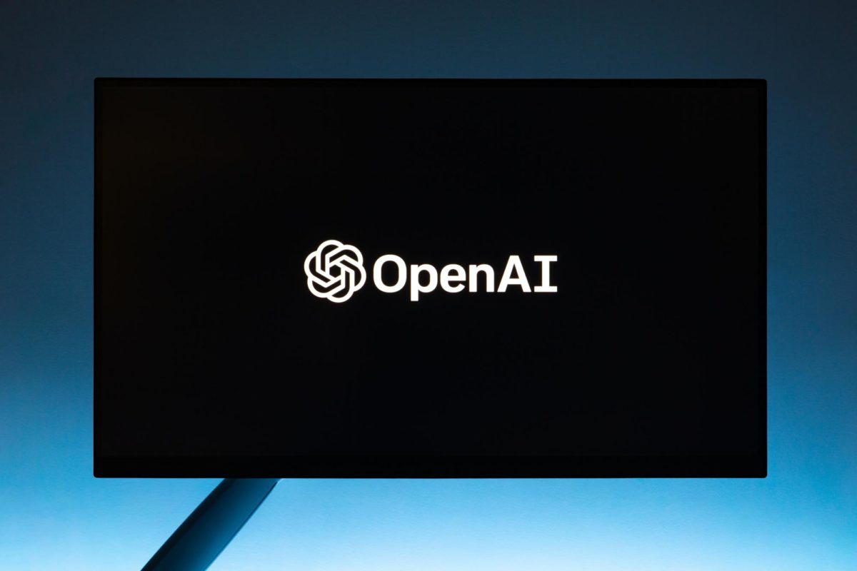 Monitor+screen+with+OpenAI+logo+on+black+background+-+free+stock+photo