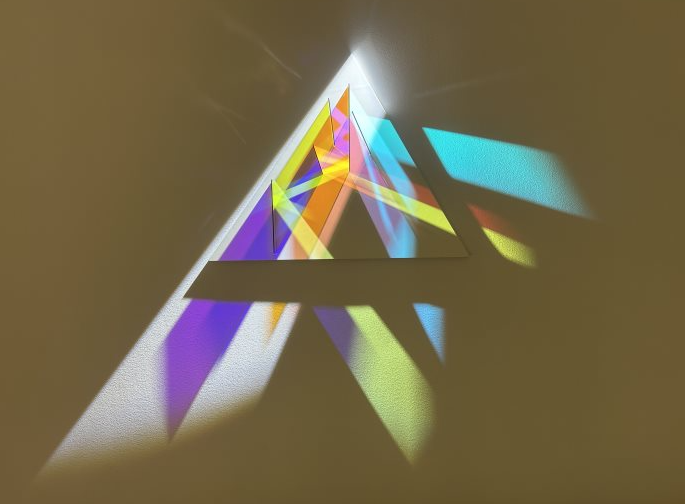 There are only four more days to experience Akron Art Museum’s exhibition GLOW: Neon & Light